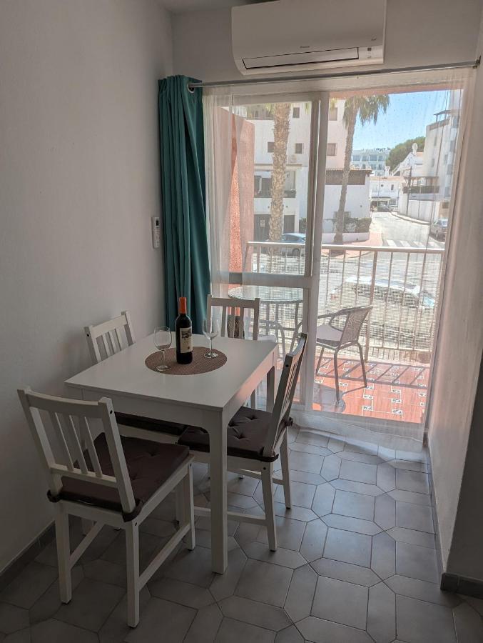 Apartamento Entero, Enormes Piscinas, Terraza Y Playa Benalmadena Ngoại thất bức ảnh