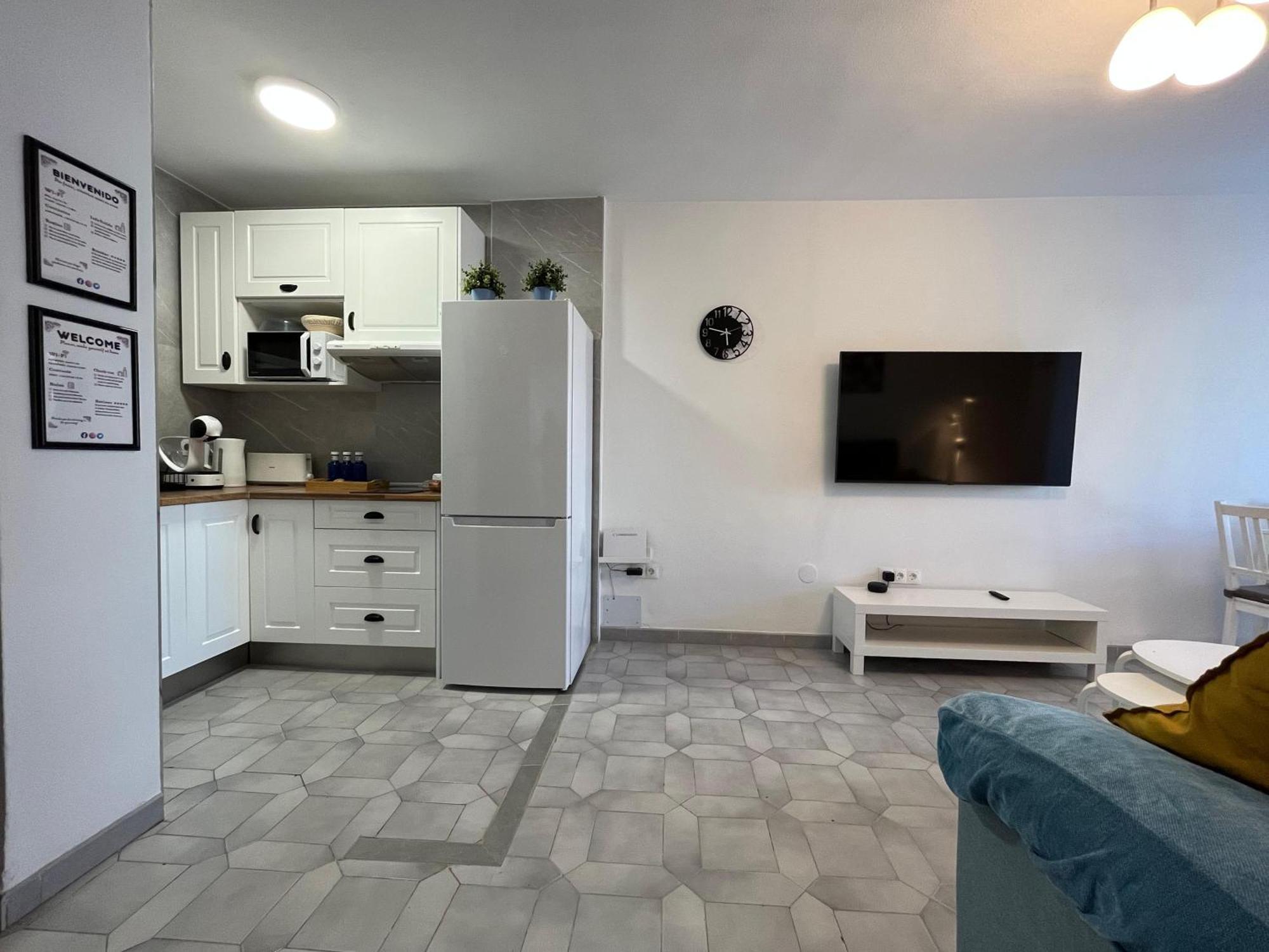 Apartamento Entero, Enormes Piscinas, Terraza Y Playa Benalmadena Ngoại thất bức ảnh