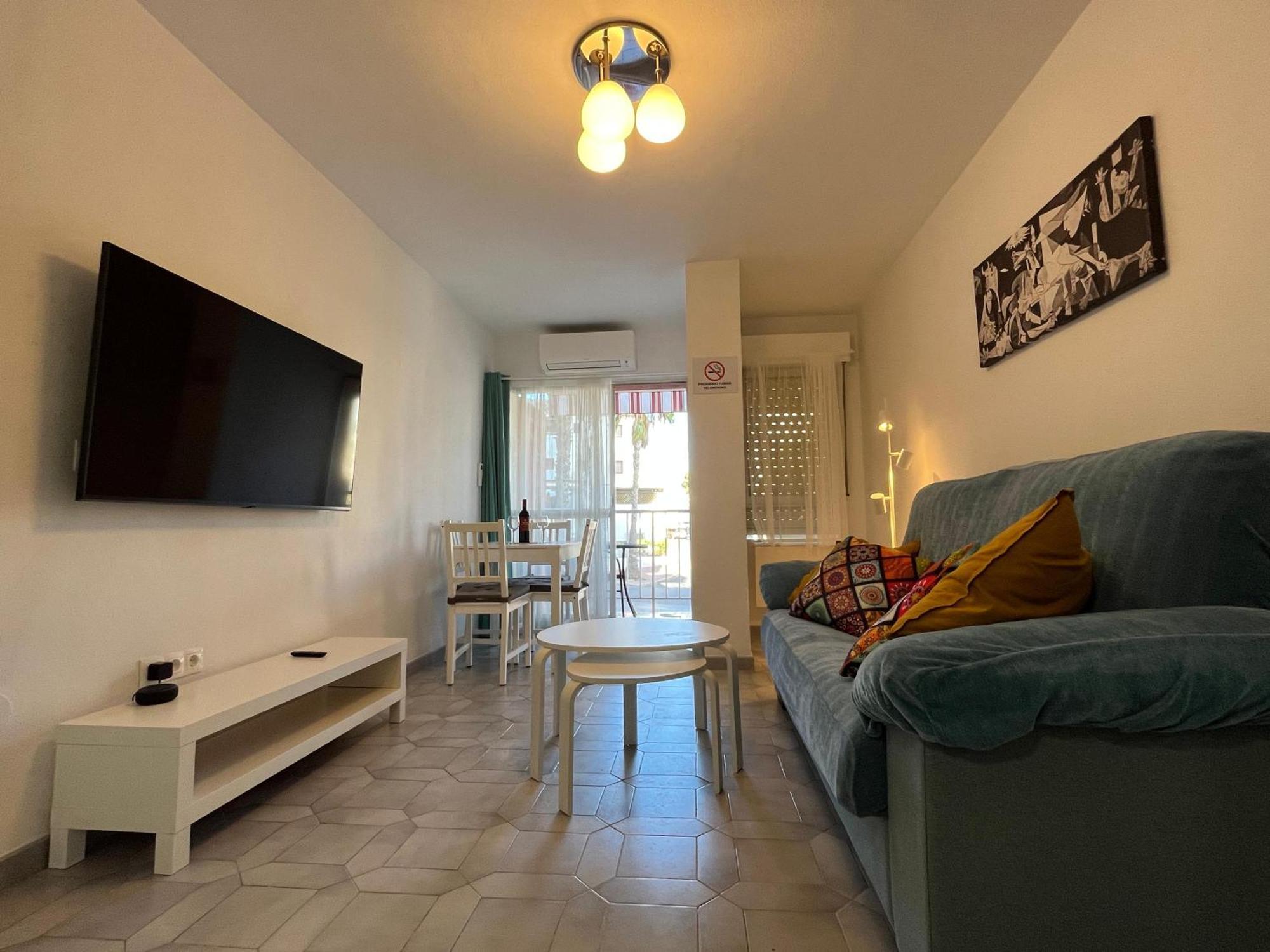 Apartamento Entero, Enormes Piscinas, Terraza Y Playa Benalmadena Ngoại thất bức ảnh