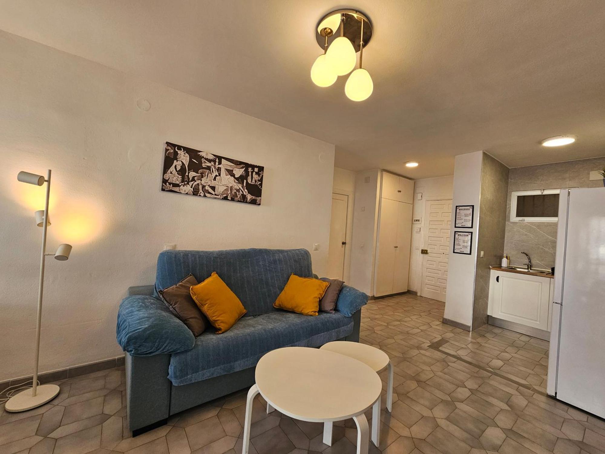 Apartamento Entero, Enormes Piscinas, Terraza Y Playa Benalmadena Ngoại thất bức ảnh